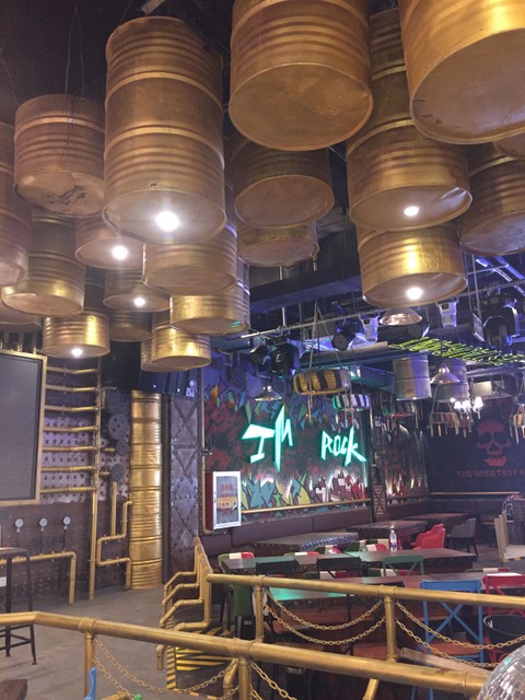 石家庄极速前进烧烤吧3