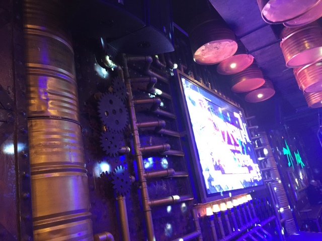 石家庄极速前进烧烤吧4