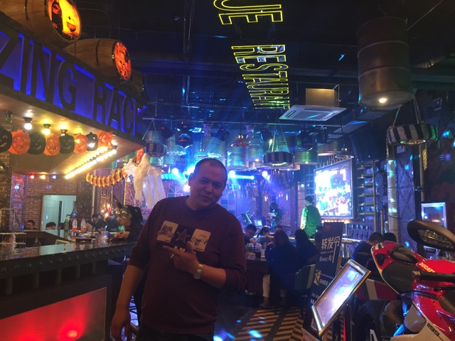 石家庄极速前进烧烤吧6